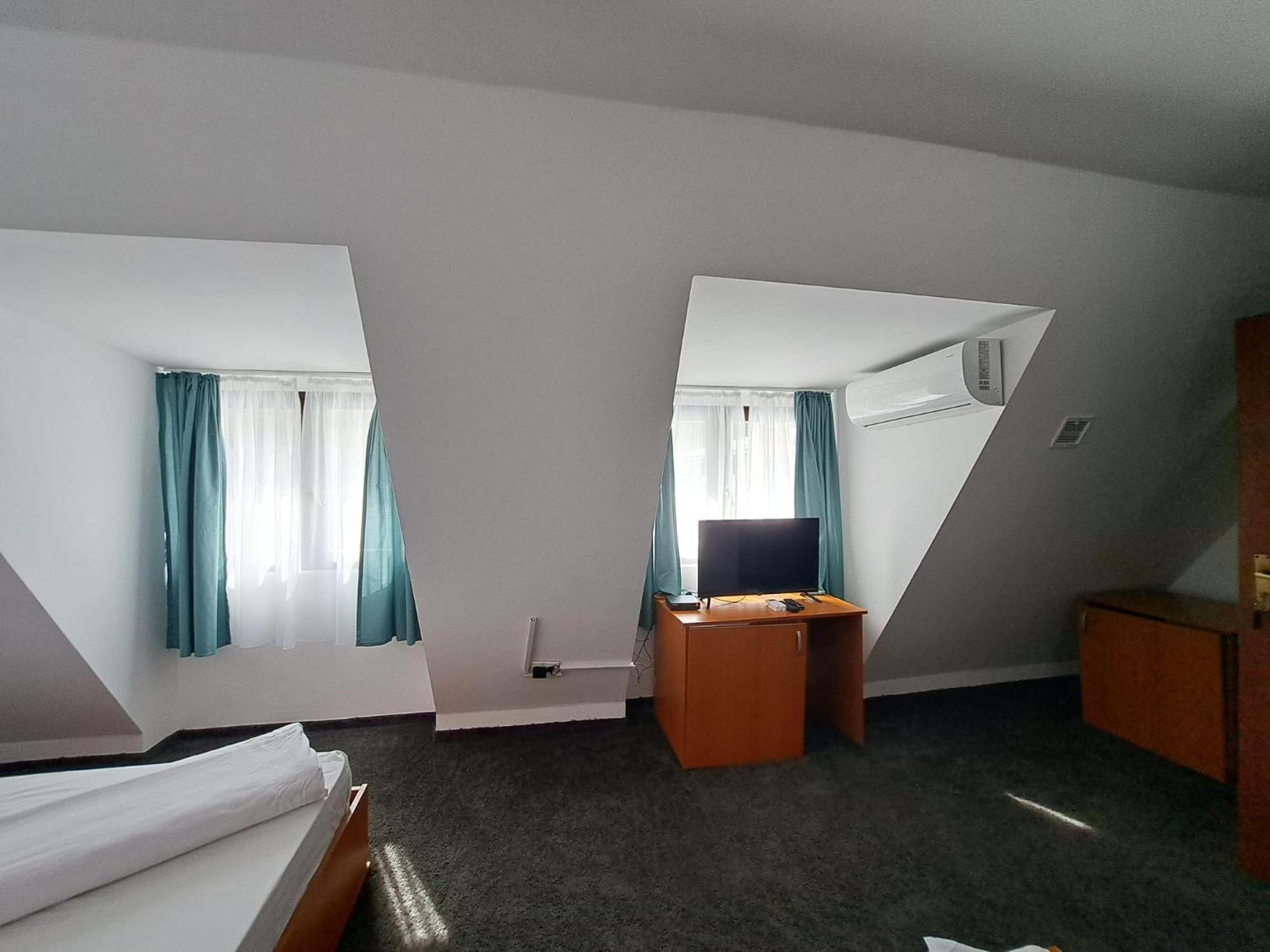 Hotel Pescarus Port ビカズ エクステリア 写真