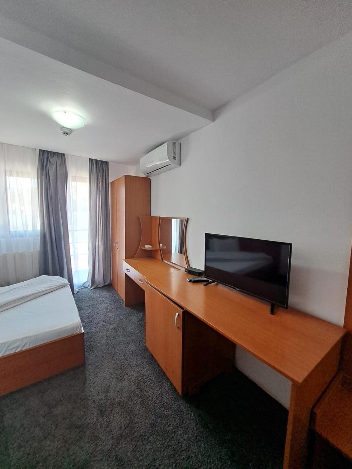 Hotel Pescarus Port ビカズ エクステリア 写真